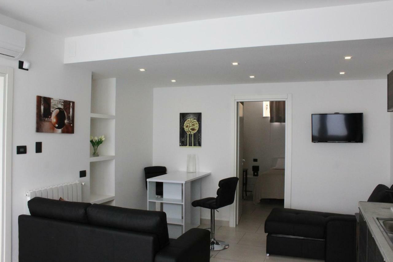 Villa Nina 2013 Appartamento Taormina Exterior foto